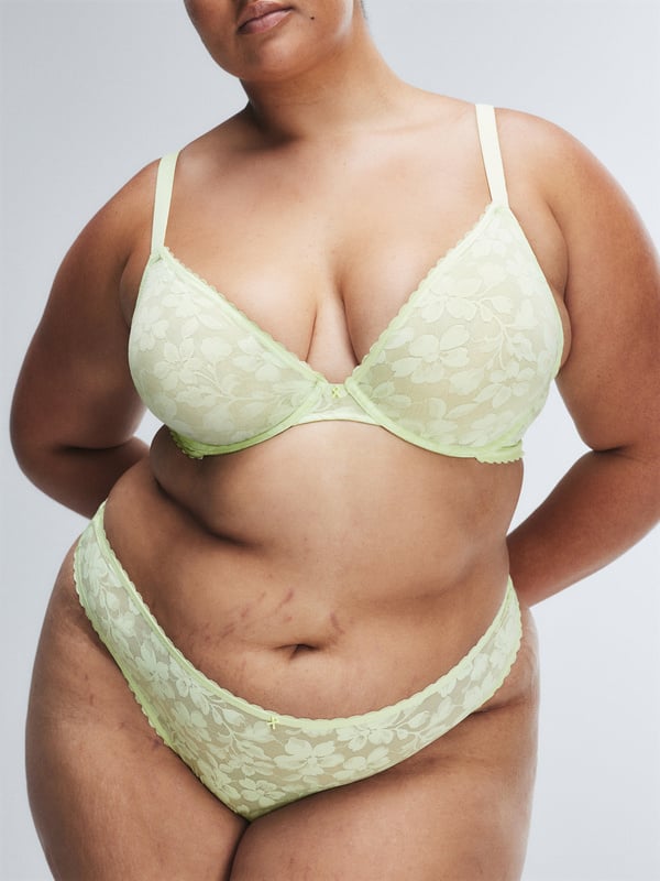 Lavish Lace Unlined Plunge Bra