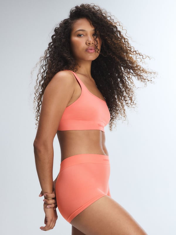 Seamless Scoop-Neck Bralette