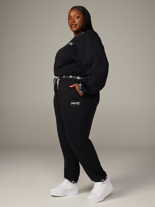 Essential Scope Logo-Trim Sweatpant