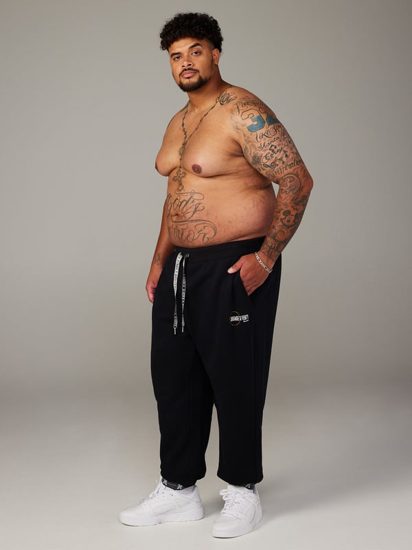 Essential Scope Logo-Trim Sweatpant