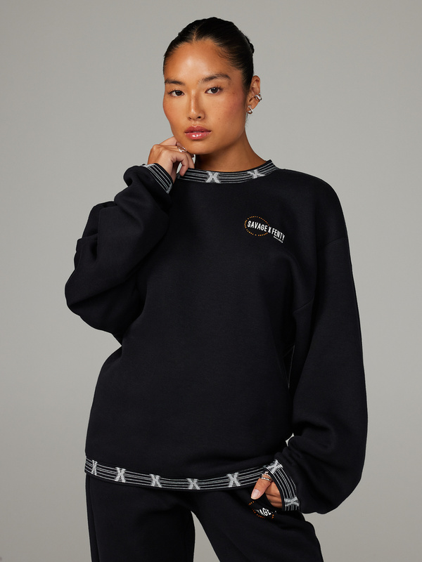 Essential Scope Logo-Trim Sweatshirt