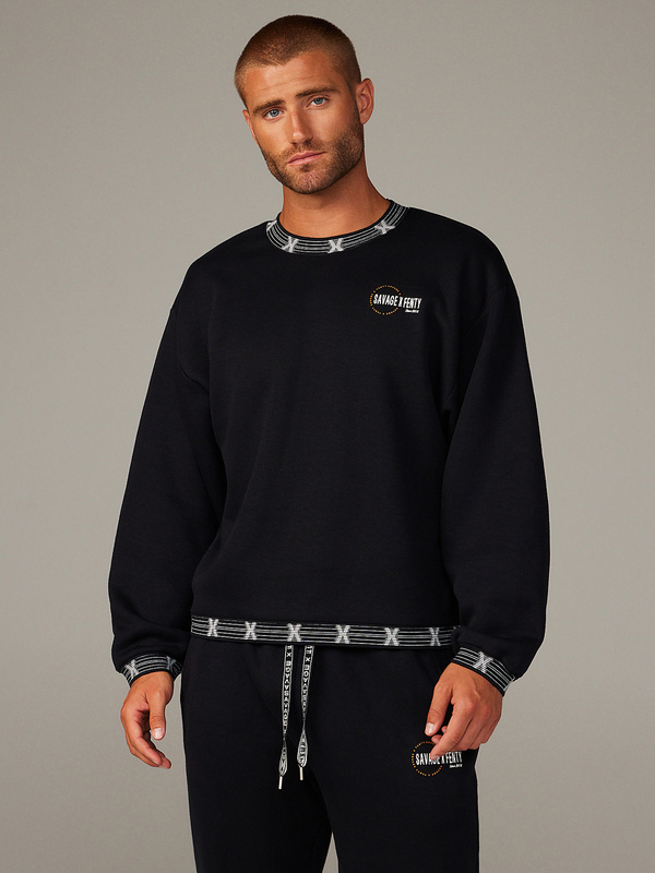 Essential Scope Logo-Trim Sweatshirt