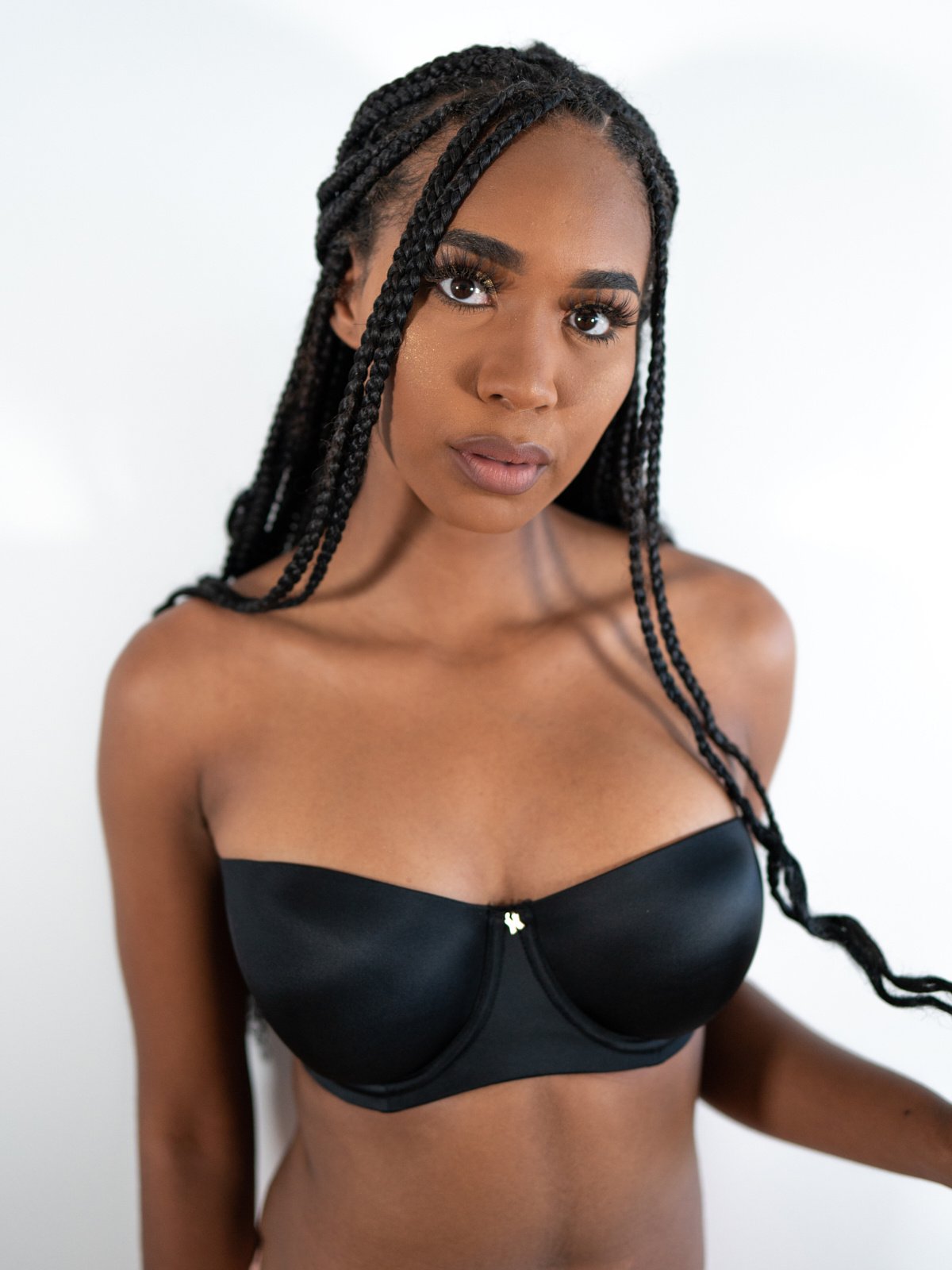 Trasa Strapless Tube Bra for Women's and Girls - Black –