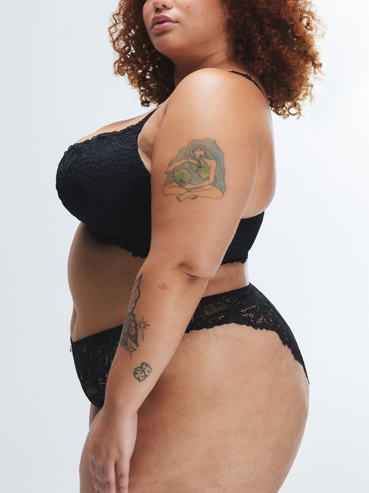 Romantic Corded Lace Front-Closure Push-Up Bra in Black | SAVAGE X FENTY