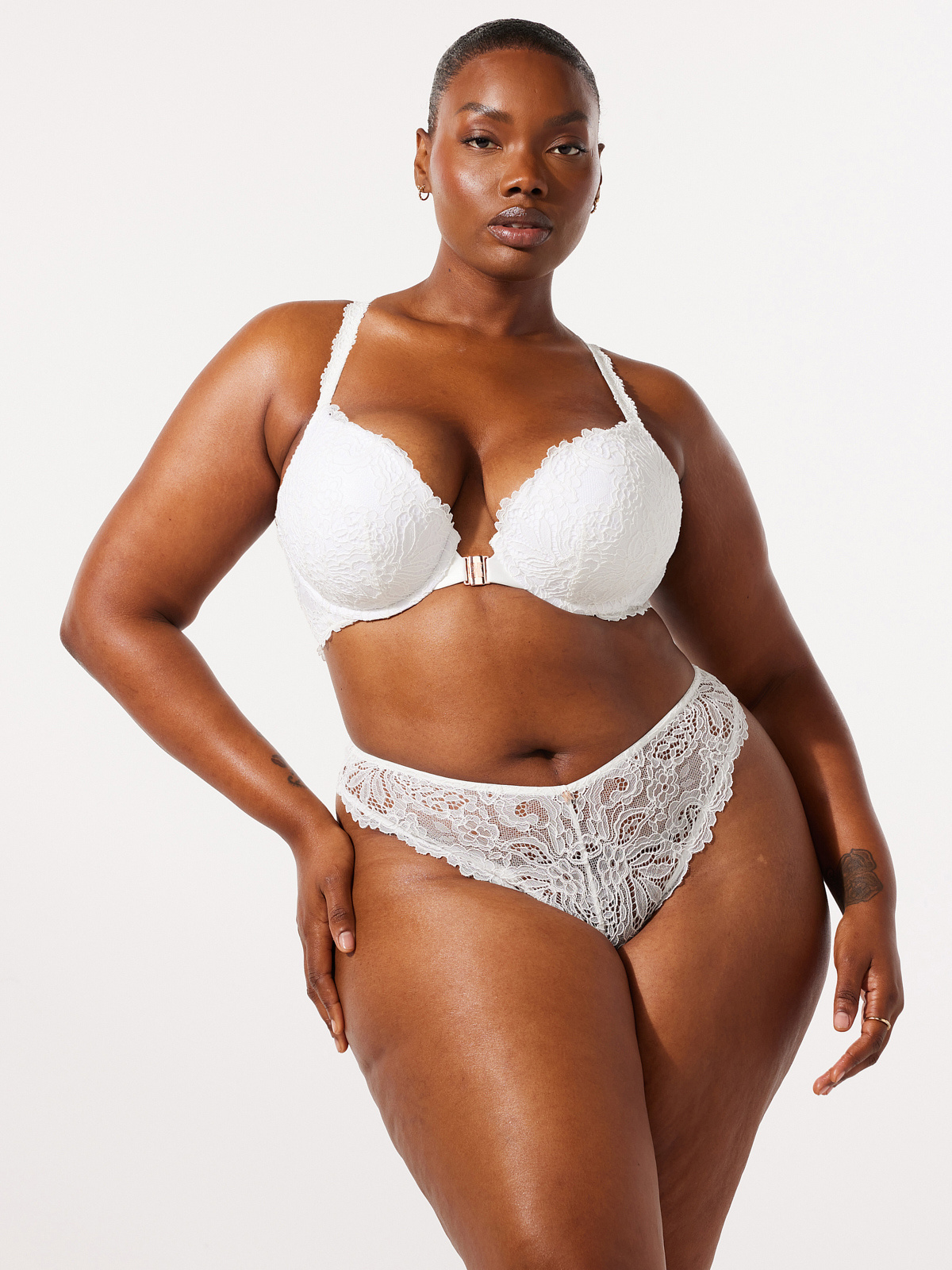 Romantic Corded Lace Push-Up Bra in White | SAVAGE X FENTY