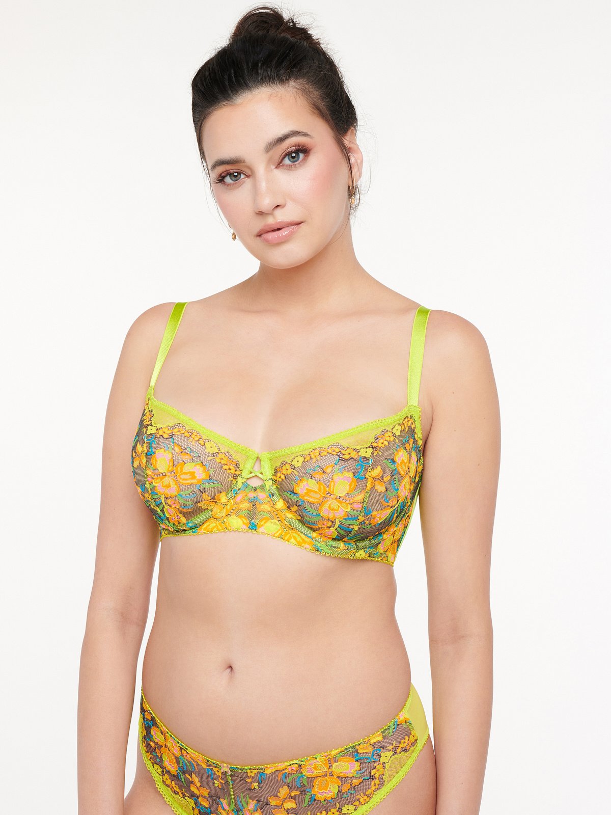 Savage Not Sorry Lightly Lined Lace Balconette Bra in Green