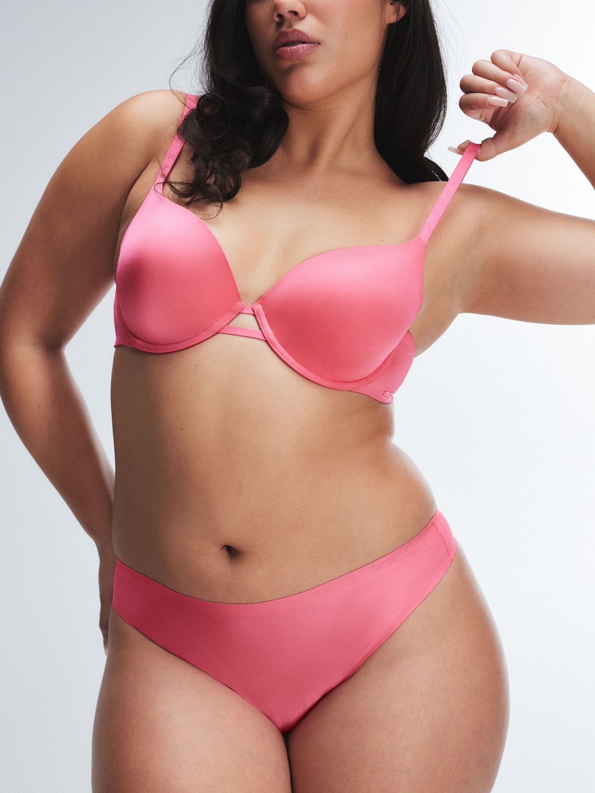 NEW Microfiber T-Shirt Bra in Pink | SAVAGE X FENTY
