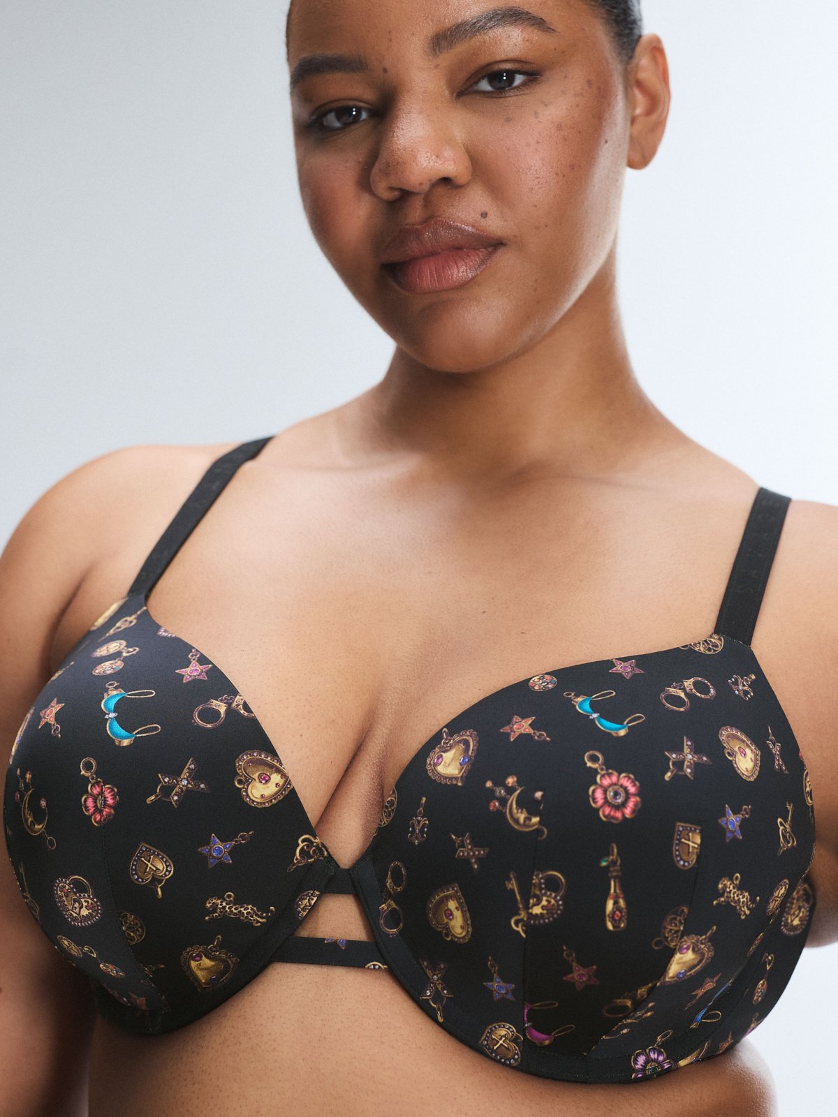 NEW Microfiber T-Shirt Bra in Black | SAVAGE X FENTY