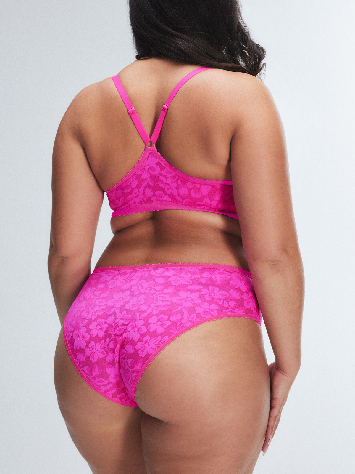 Lavish Lace Front-Closure Push-Up Bra in Pink | SAVAGE X FENTY