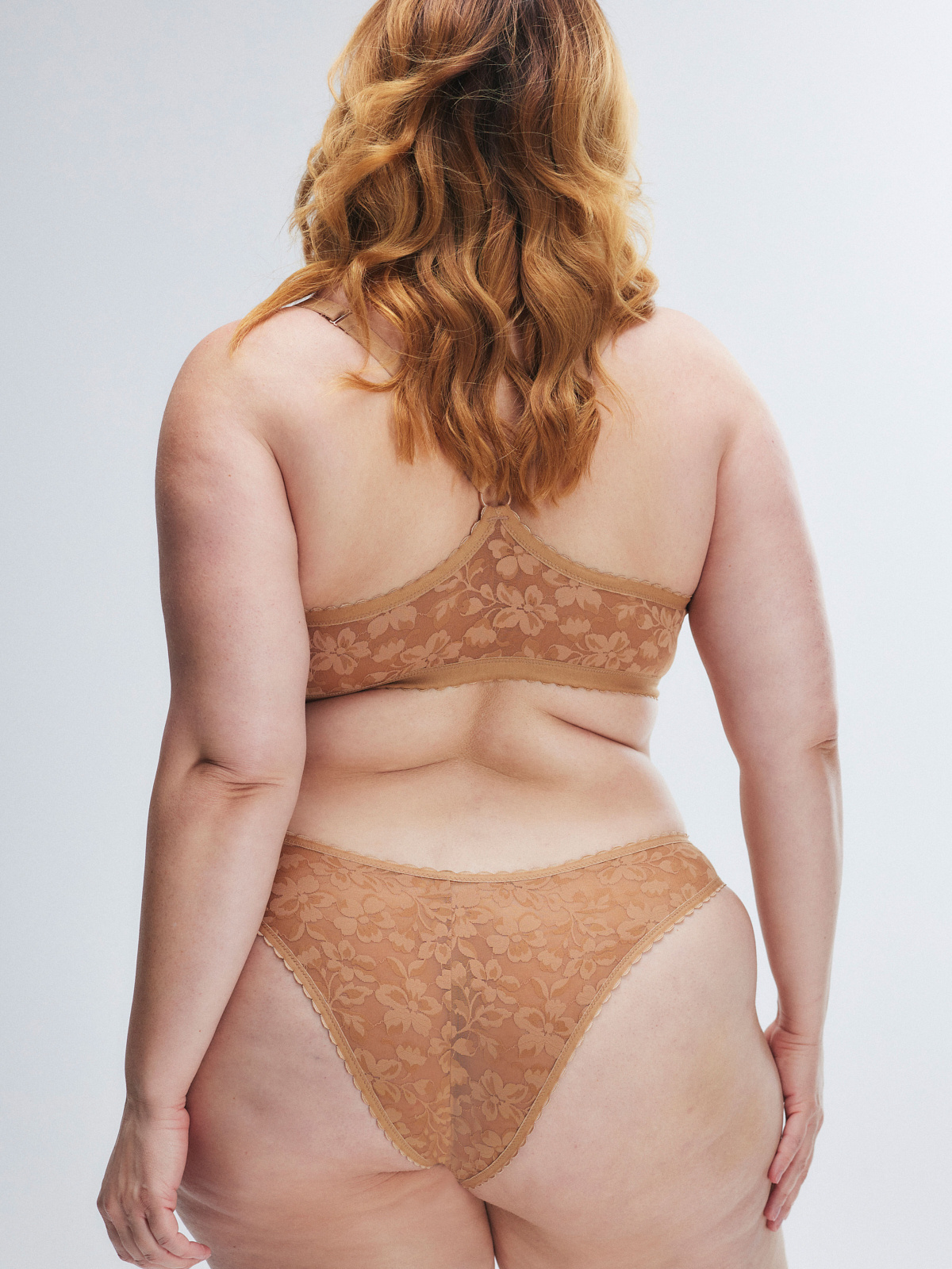 Lavish Lace Front-Closure Push-Up Bra in Nude | SAVAGE X FENTY