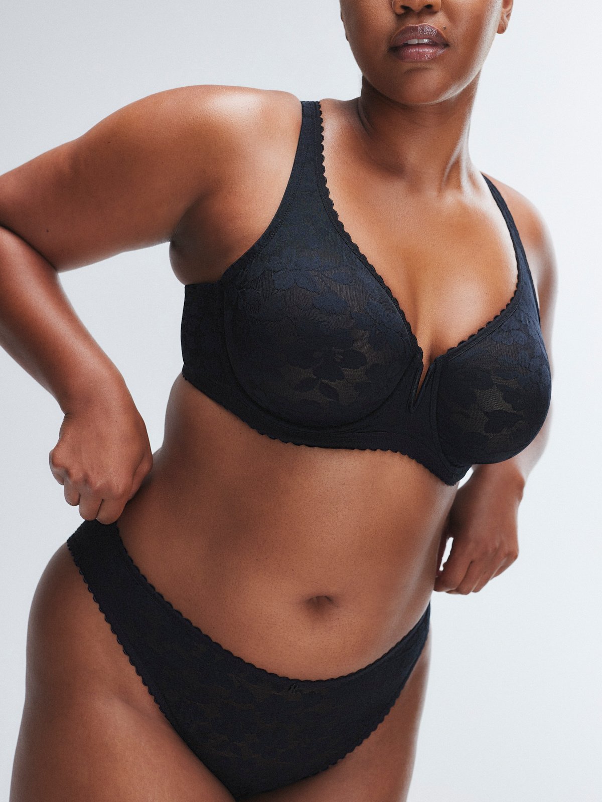 Lavish Lace Unlined Full-Coverage Bra