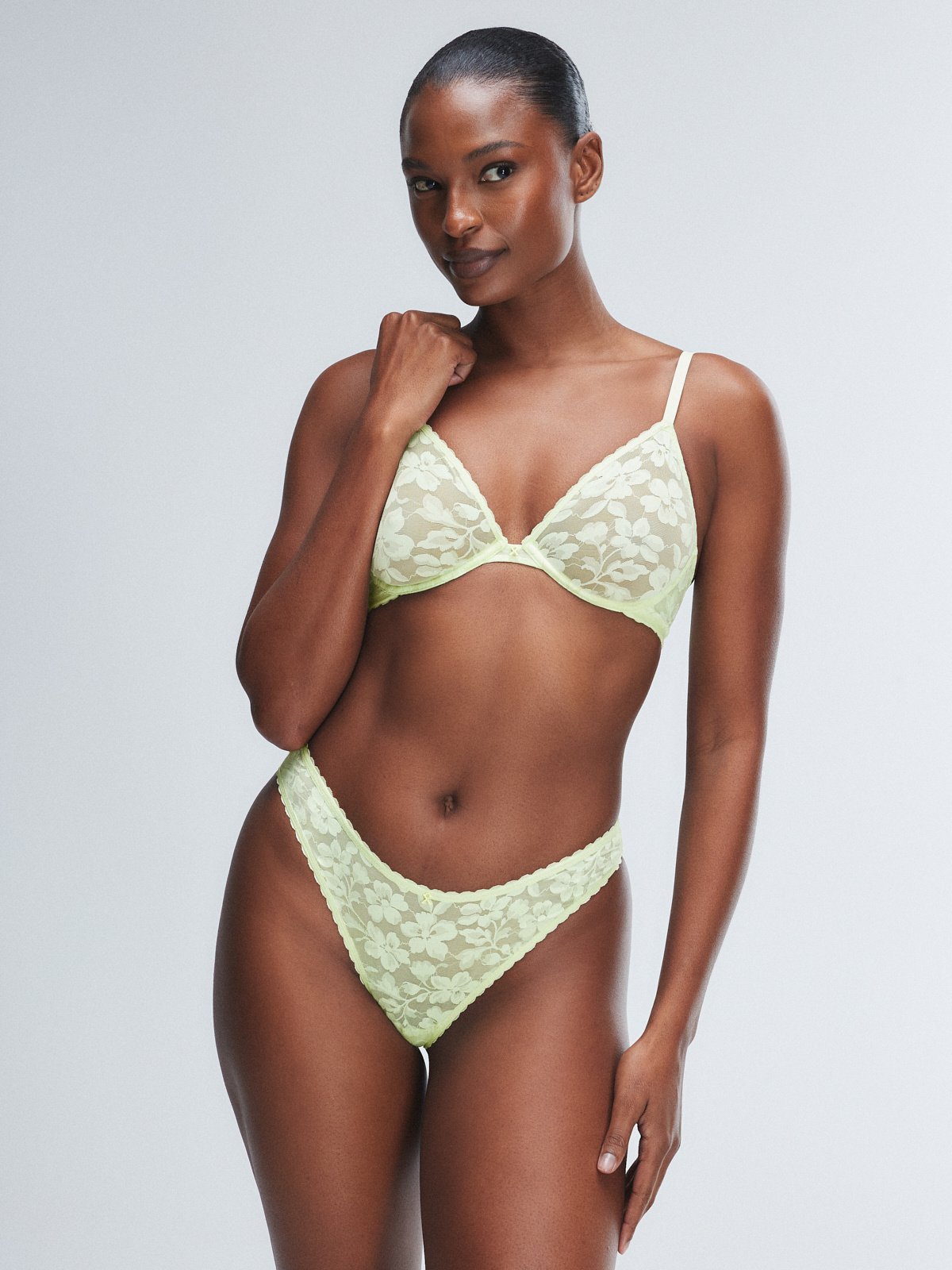 Lavish Lace Unlined Plunge Bra