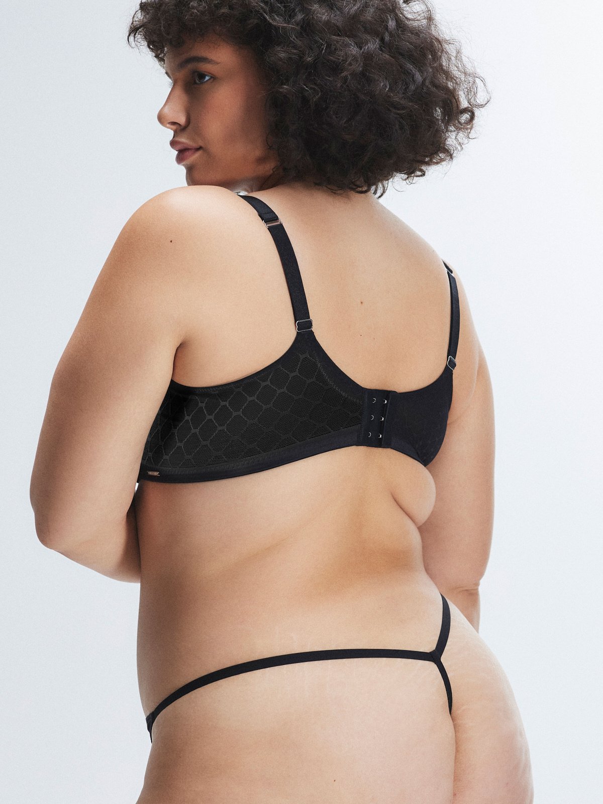 Show N' Tell Mesh Unlined Demi Bra