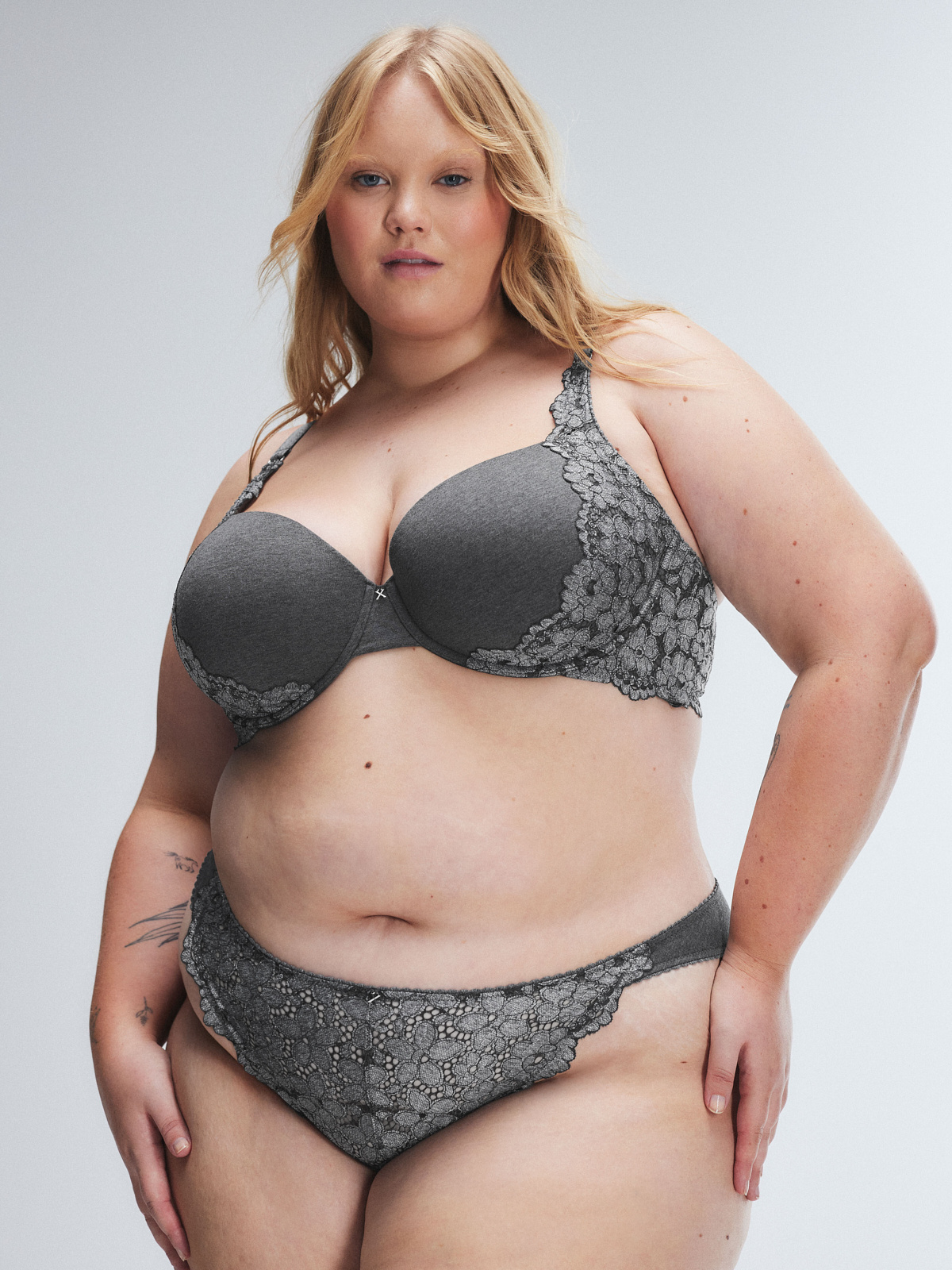 Playdate Lace Padded Demi Bra in Grey | SAVAGE X FENTY