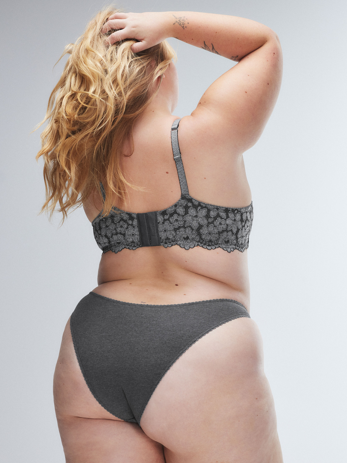 Playdate Lace Padded Demi Bra in Grey | SAVAGE X FENTY