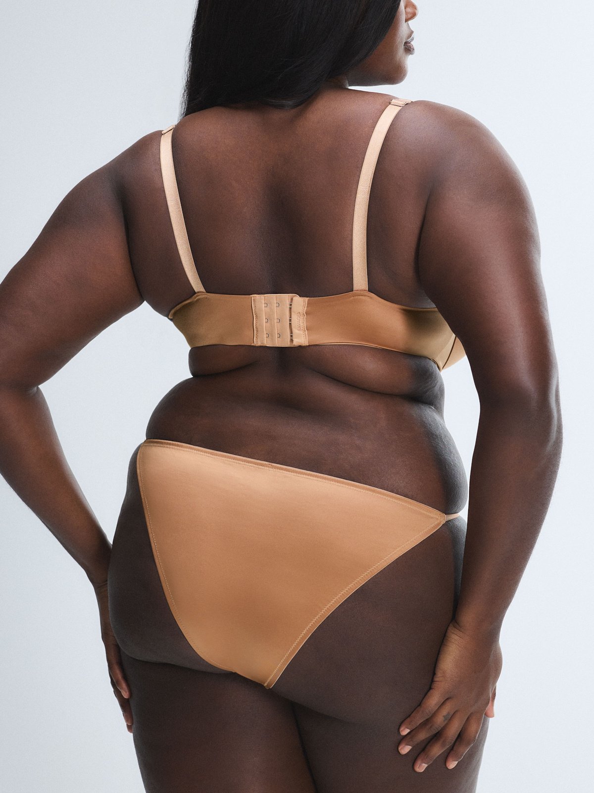 Slipper Satin Push-Up Plunge Bra in Brown | SAVAGE X FENTY