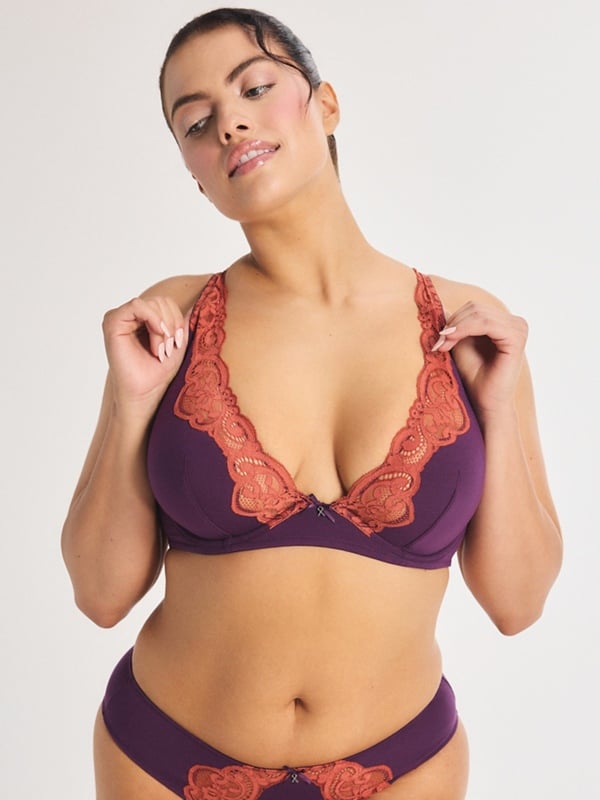 Swirly Girly Unlined Plunge Bra