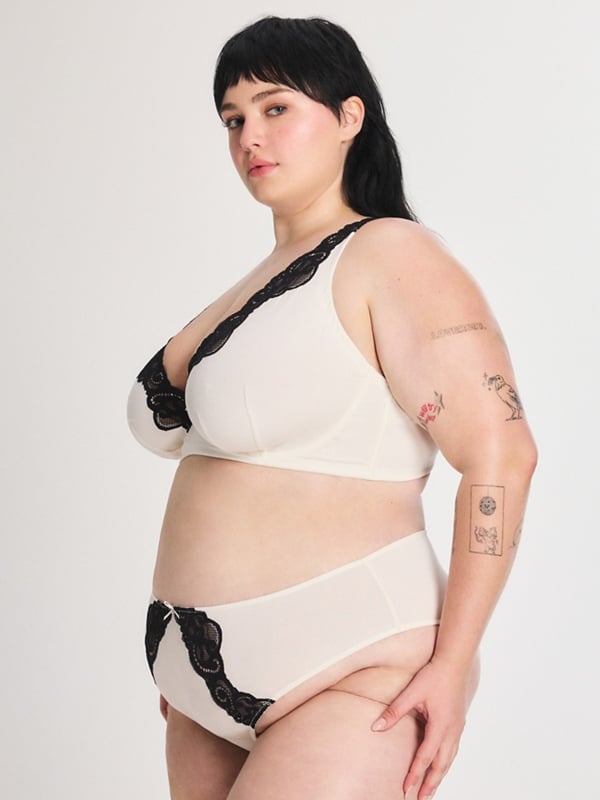 Swirly Girly Unlined Plunge Bra