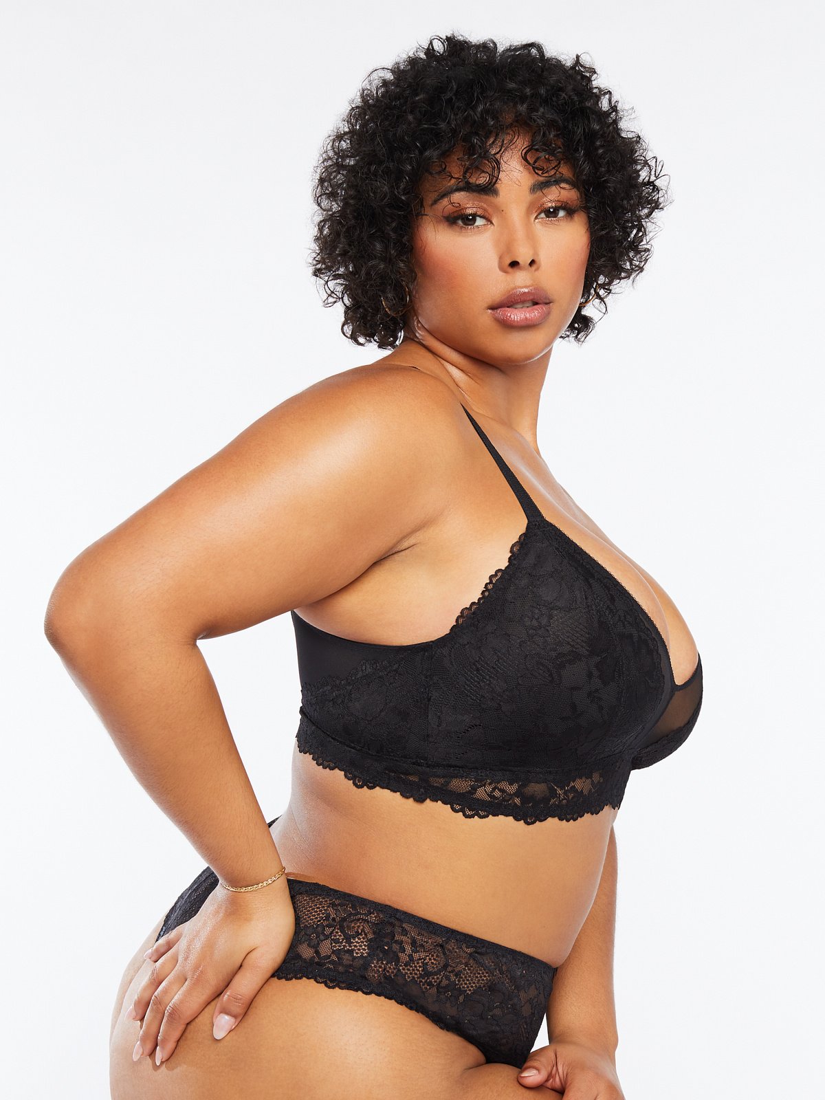 Floral Lace and Mesh Bralette in Black