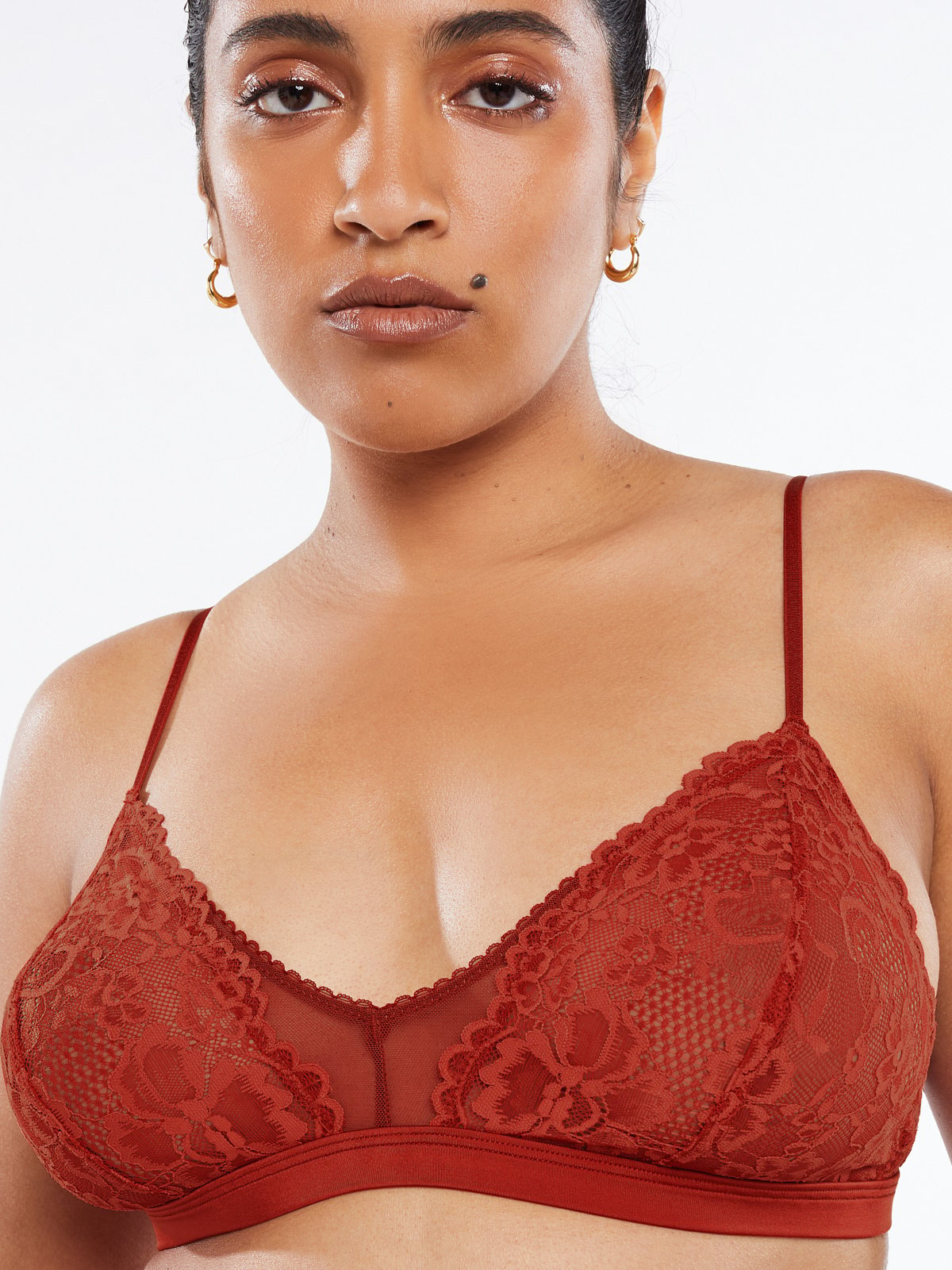 Floral Lace & Mesh Bralette in Red