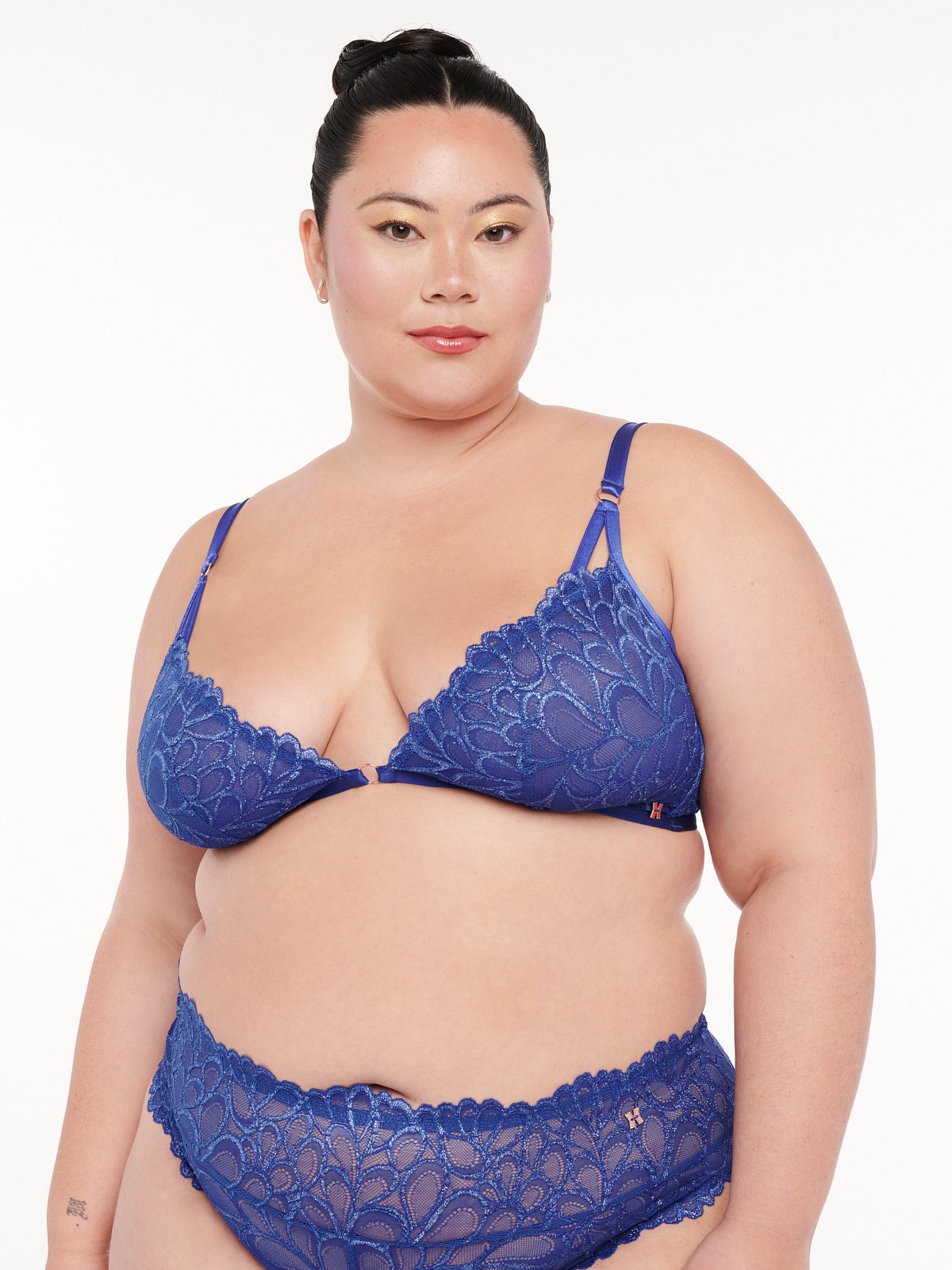 savage-not-sorry-bralette-in-blue-savage-x-fenty