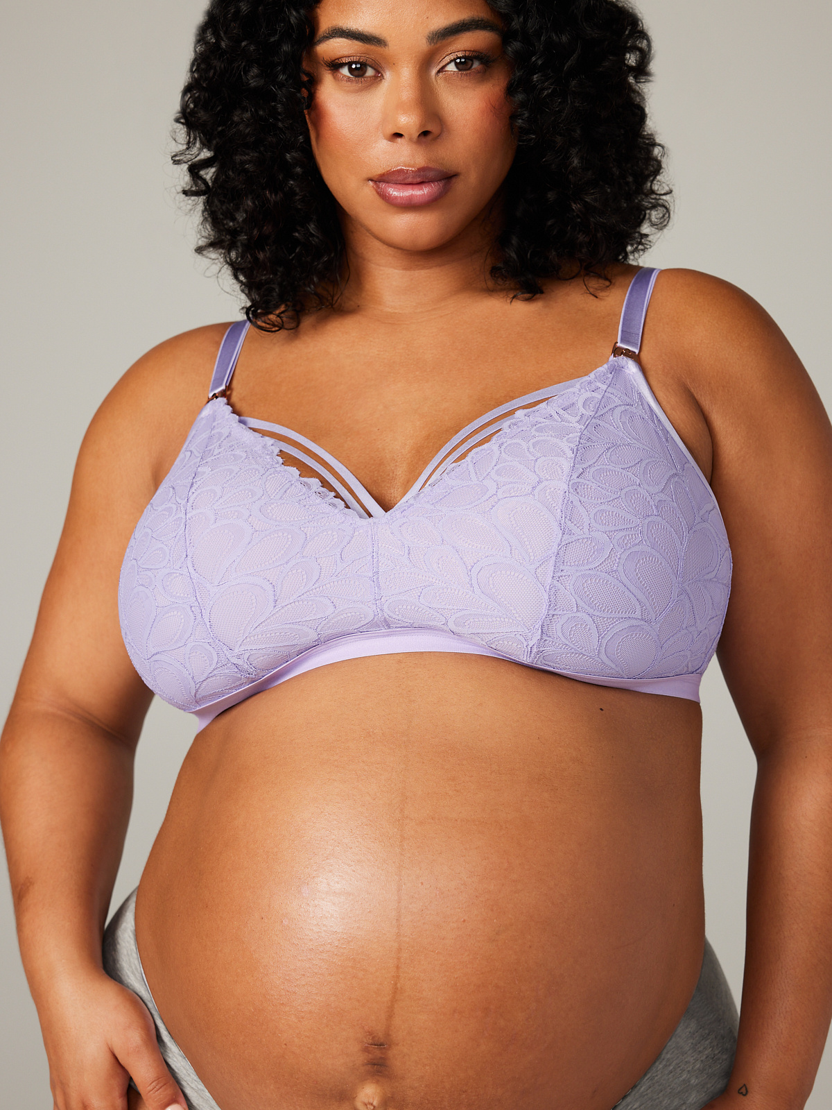Womens Lace Nursing Bra Wirefree Padded Breastfeeding Maternity Bralette  Cute Mulberries Purple 32C