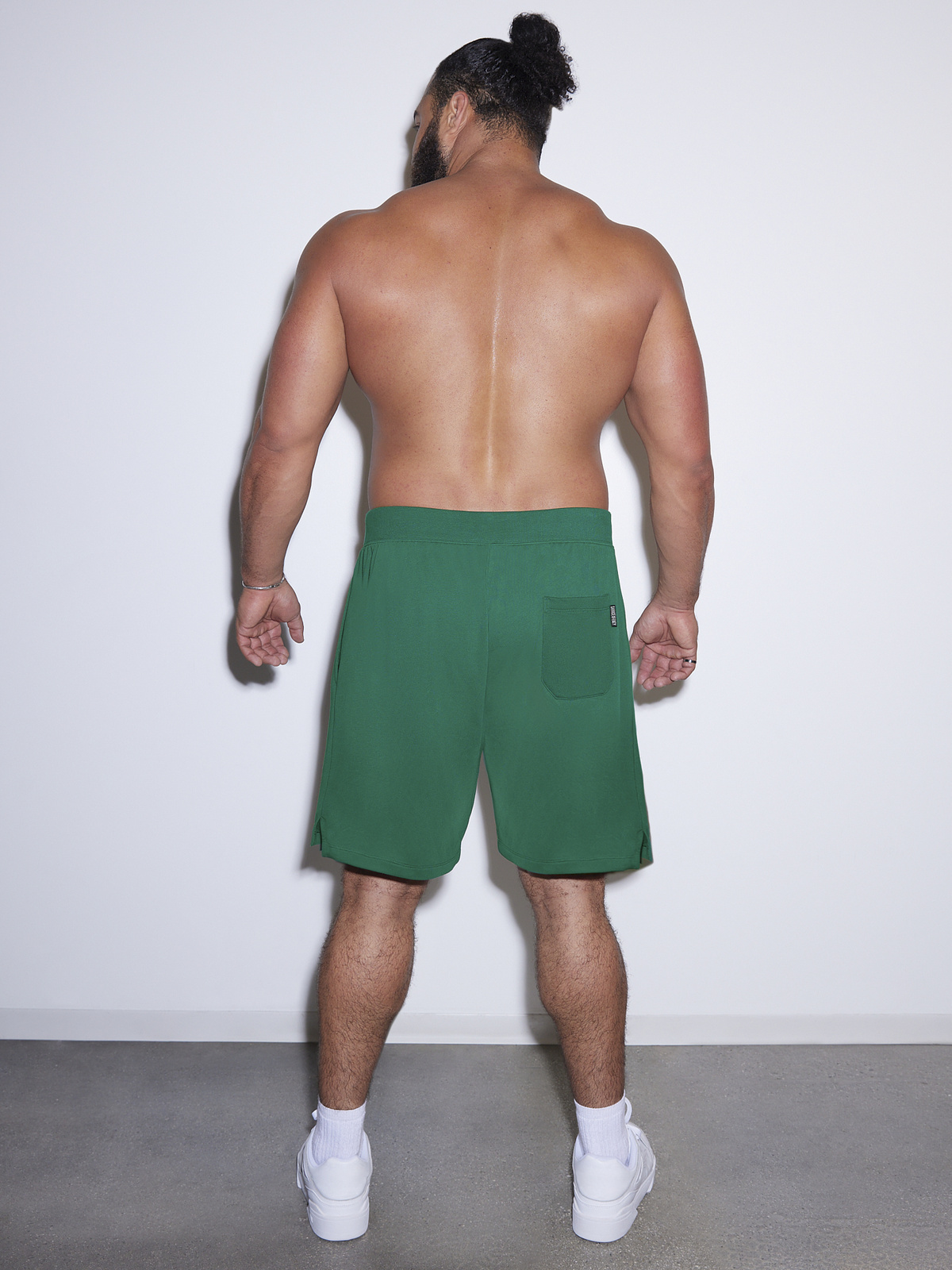 Essential Terry Classic Sweatshort in Green | SAVAGE X FENTY France
