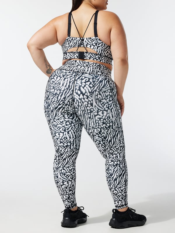 Sky-Hi Logo Patch Super High-Waist Pocket Legging - Savage