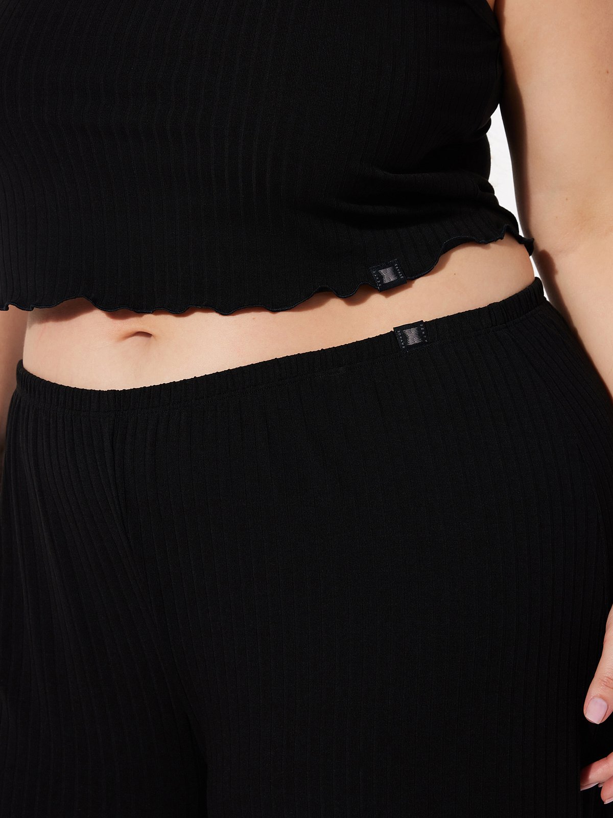 Thicc Rib Wide-Leg Pant