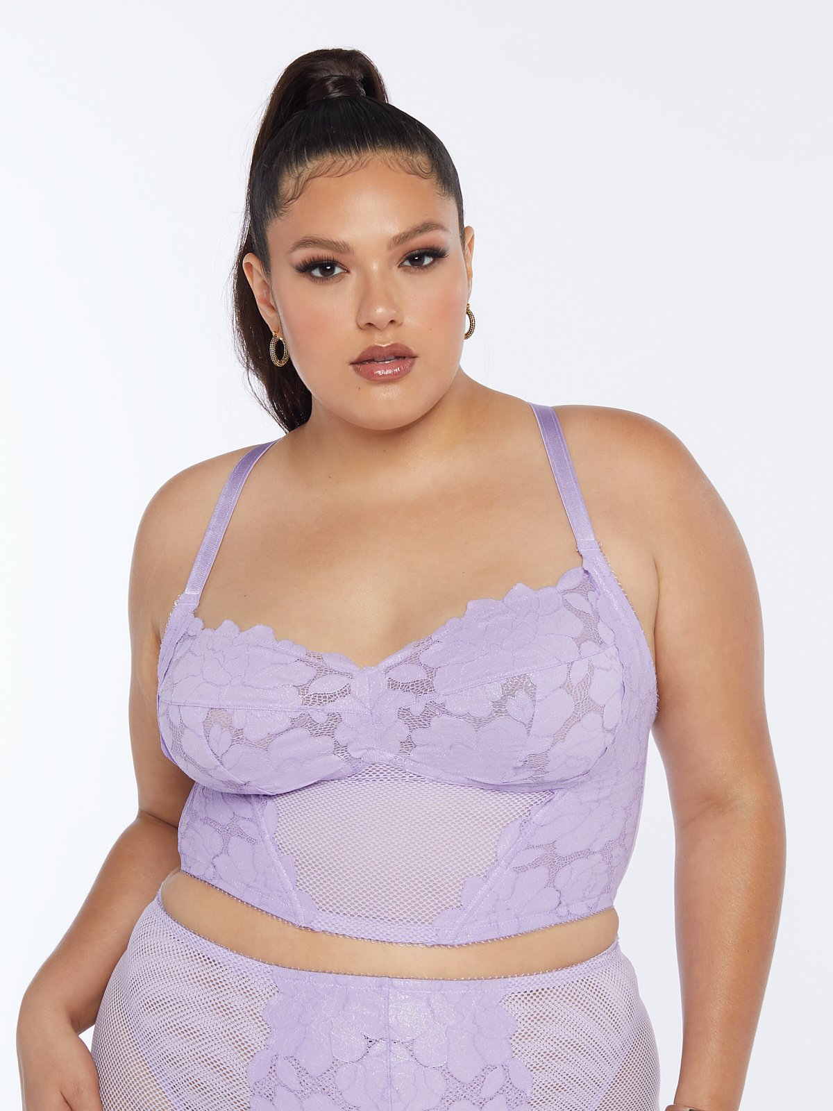 Savage X Fenty, Women's, Floral Lace Unlined Bra, Underwire, Sheer lace  cups, Hook and Eye closure, Adjustable straps, Purple Lavender, 32B :  : Clothing, Shoes & Accessories