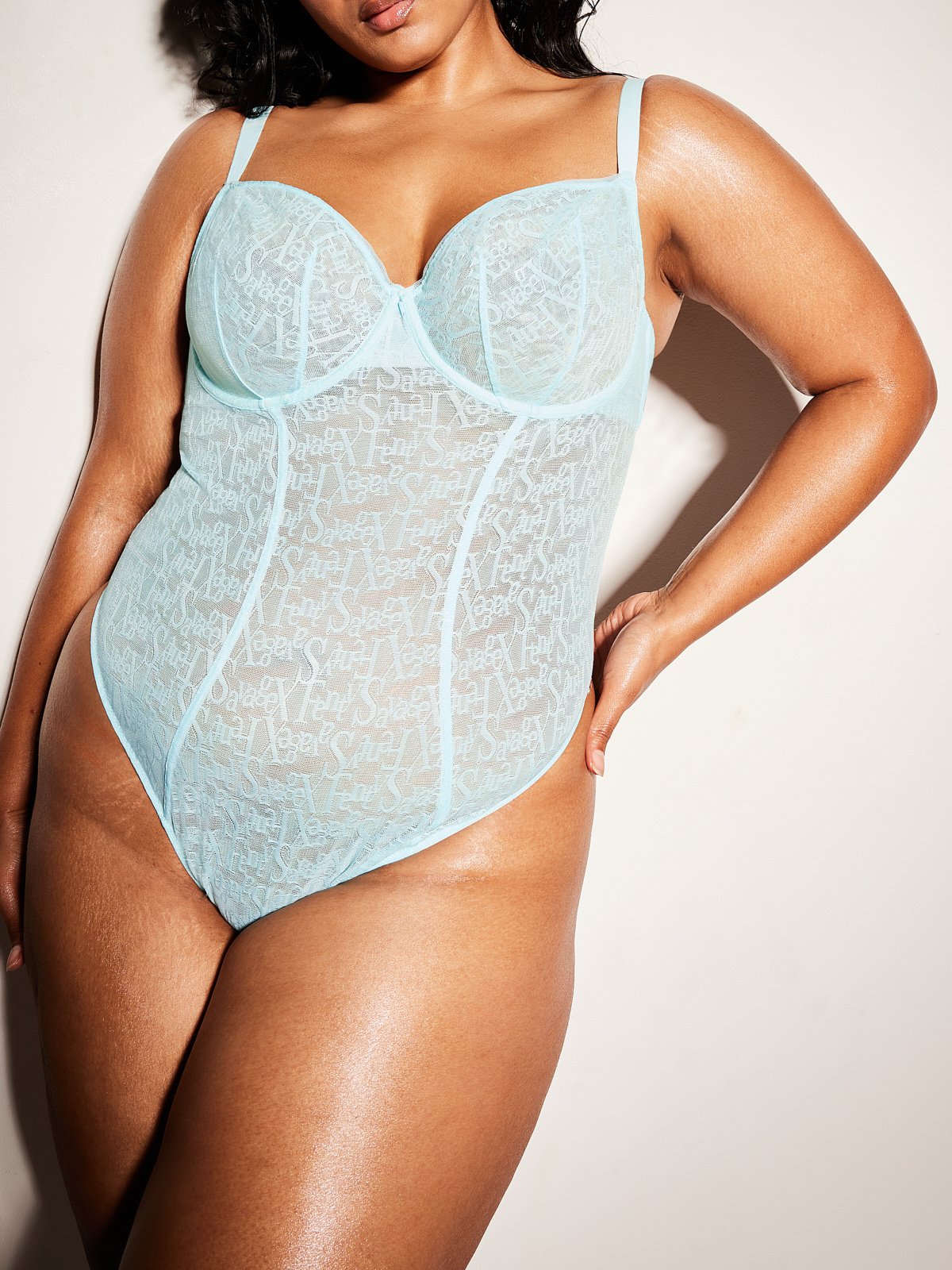 Signature Script Underwire Teddy