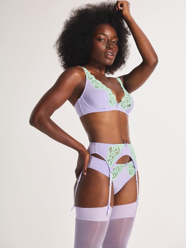 Swirly Girly Garter Belt