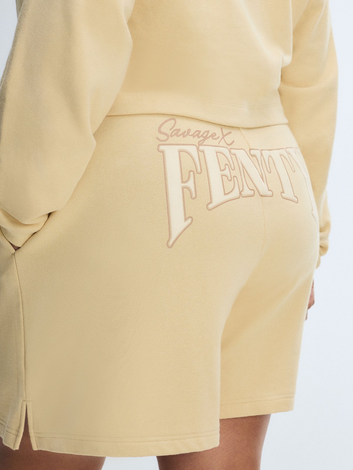 Weekender Terry Short