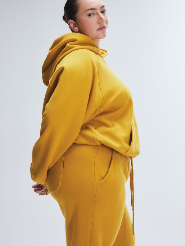 Essential Fleece Raglan Hoodie