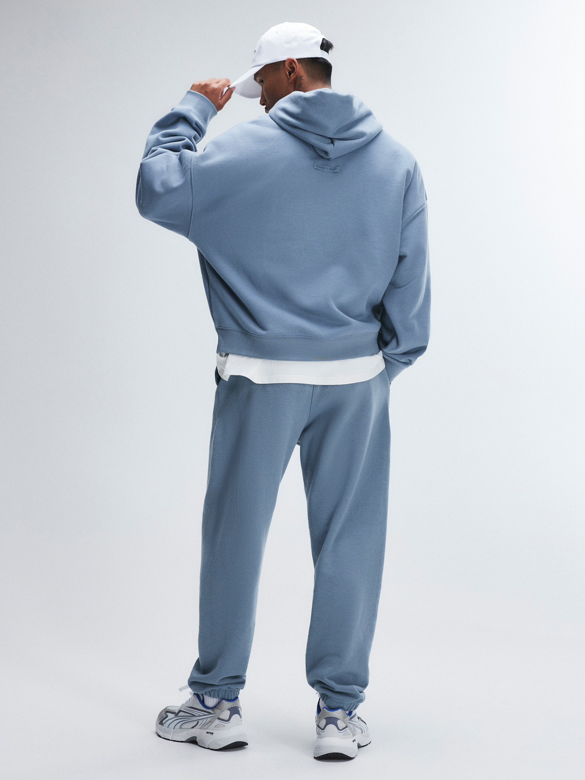 Fleece Jogger in Blue | SAVAGE X FENTY