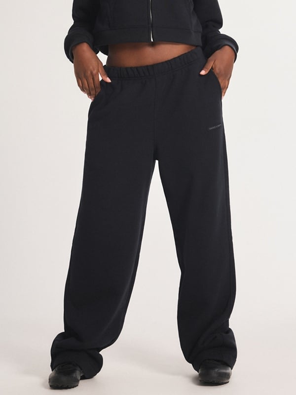 Weekender Fleece Wide-Leg Sweatpant