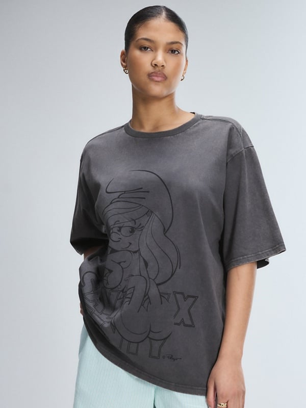 Weekender Jersey Classic Graphic Tee