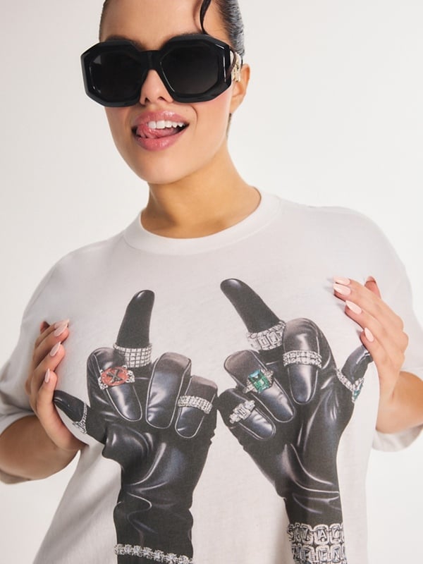 Weekender Jersey Classic Graphic Tee