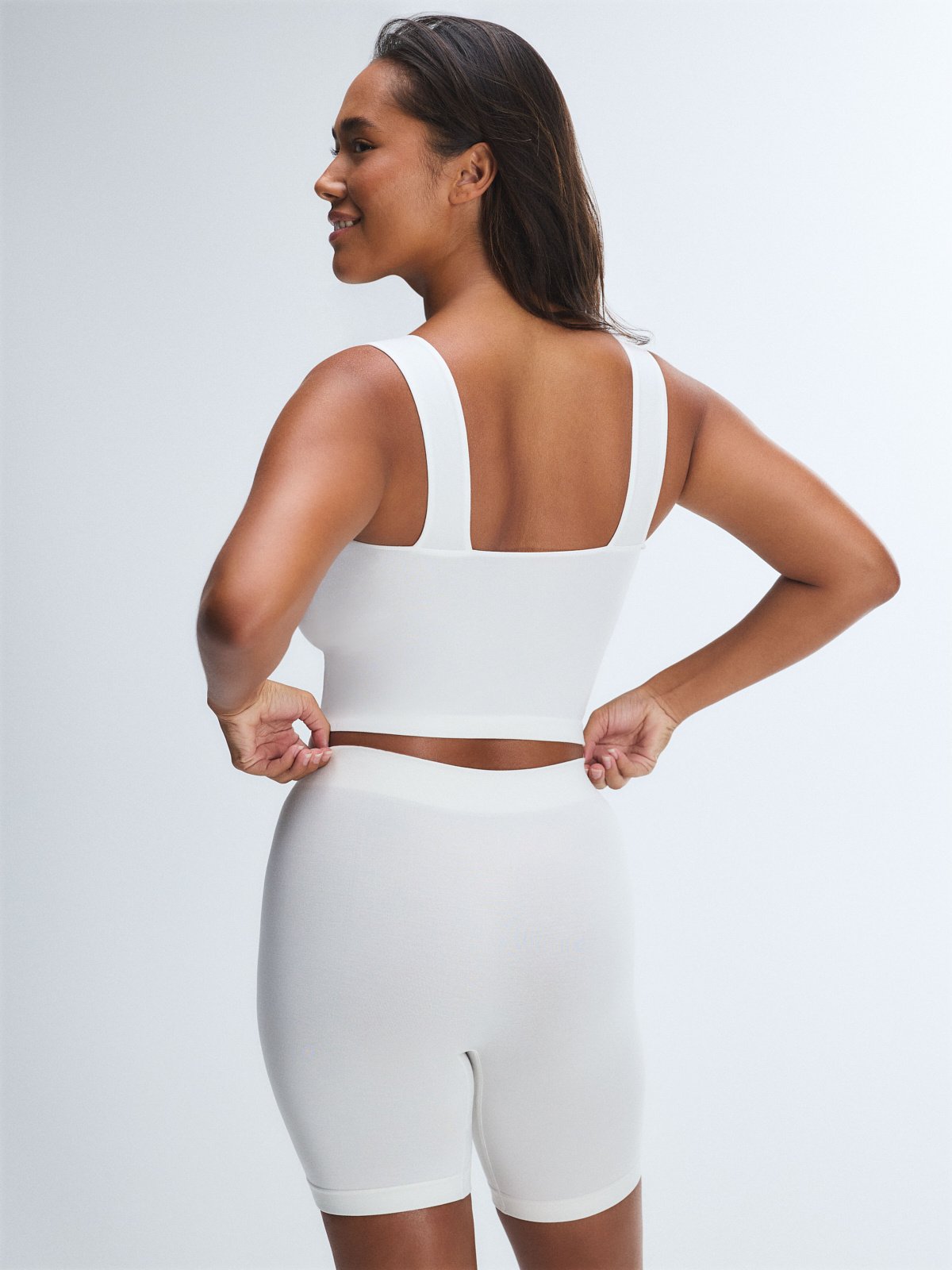 Frame Work Hook-and-Eye Cami in White | SAVAGE X FENTY