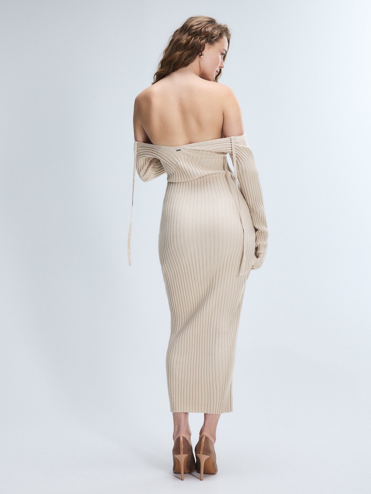 Très Soft Long-Sleeve Midi Sweater Dress