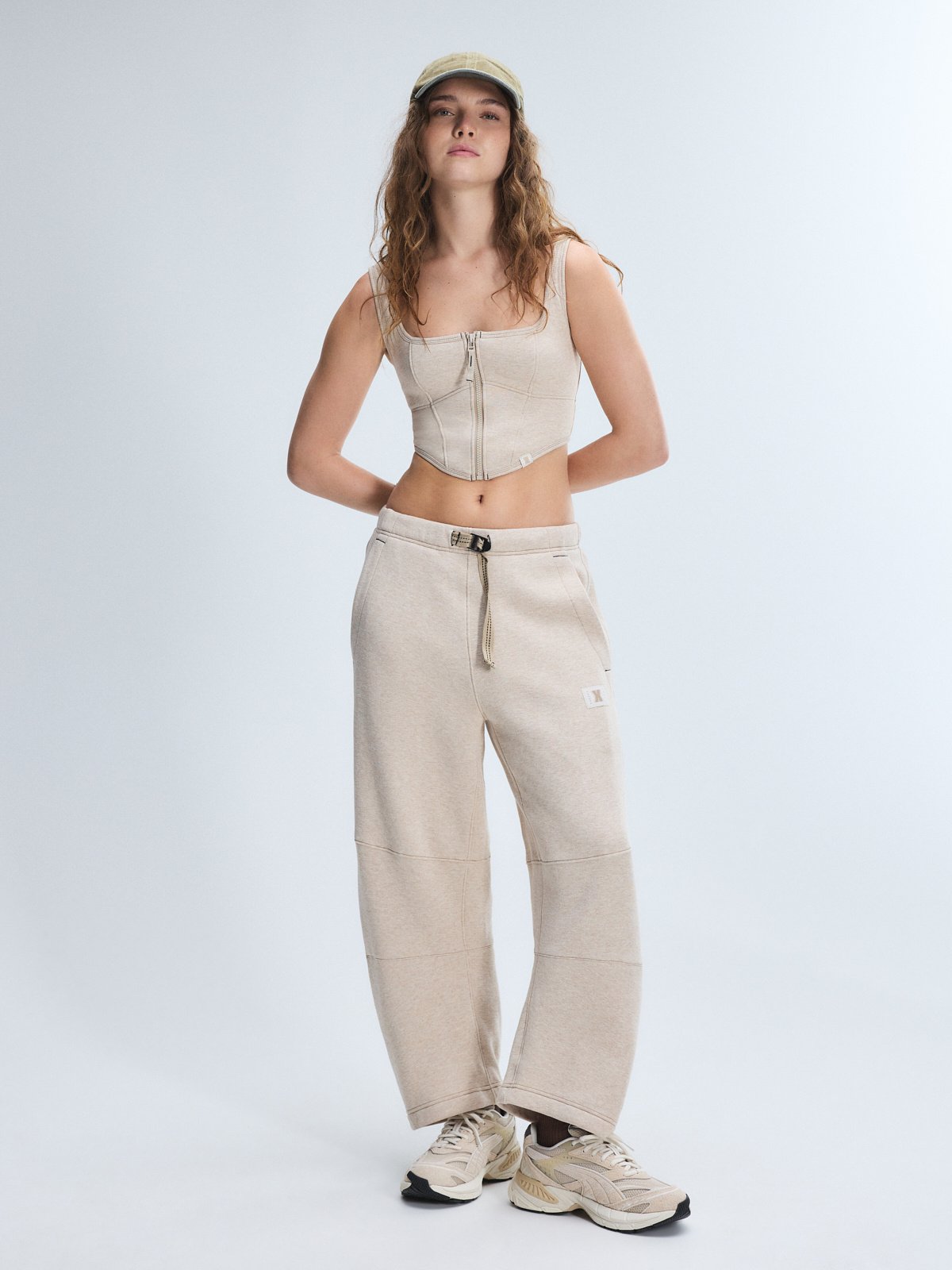 Cargo Fleece Barrel Leg Sweatpant