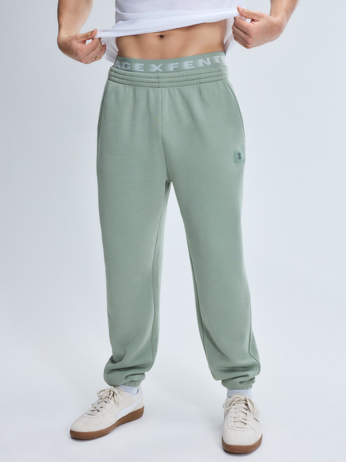 Essential Fleece Classic Sweatpant