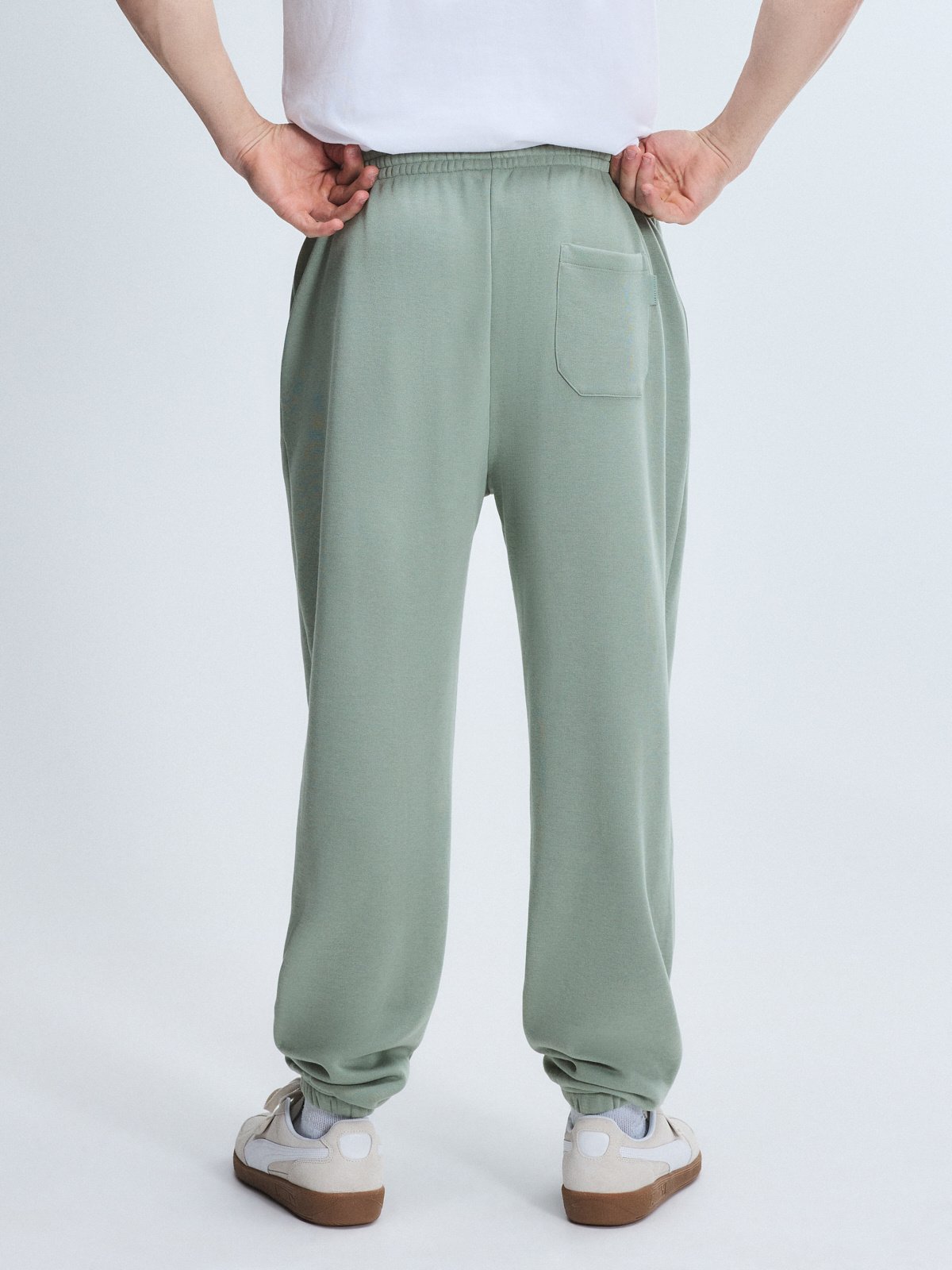 Essential Fleece Classic Sweatpant