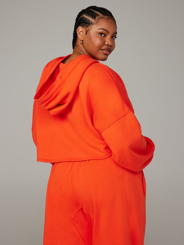 Essential Cropped Hoodie