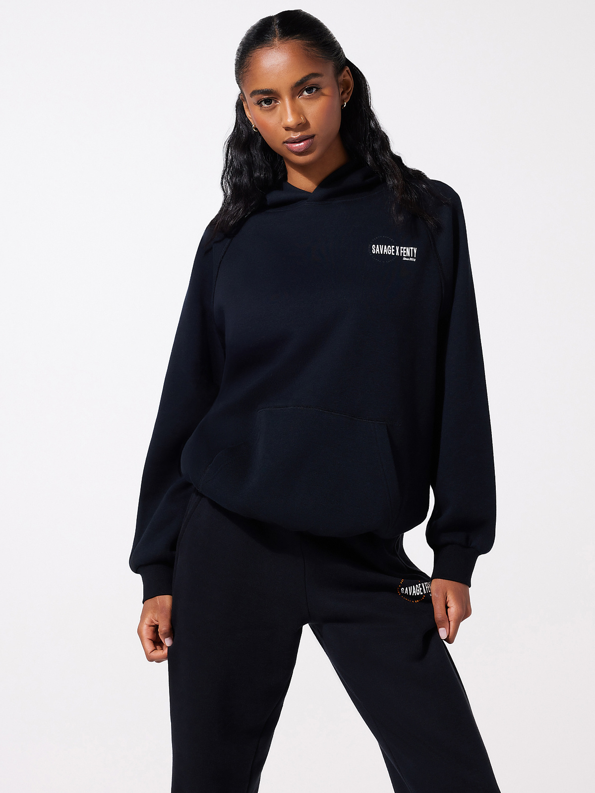 Essential Fleece Scope Logo Raglan Hoodie