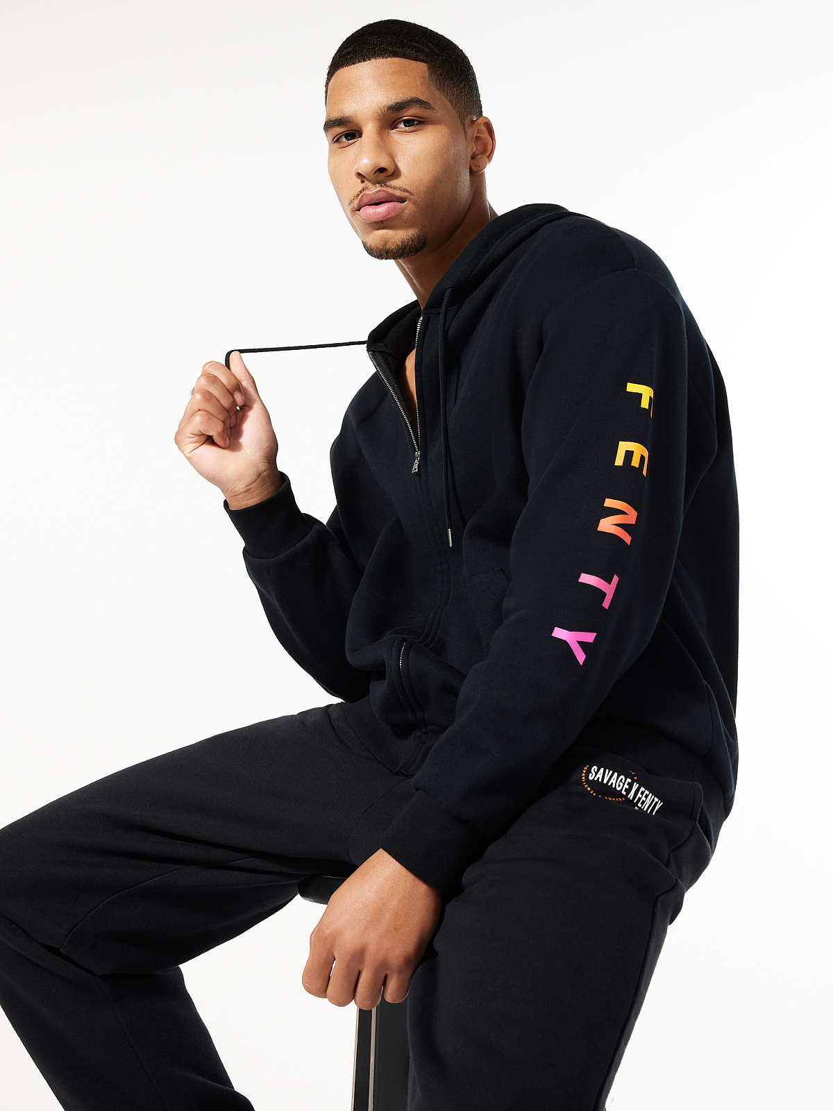 Essential Gradient Graphic Zip-Up Hoodie