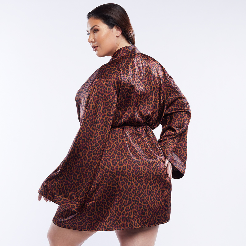 savage x fenty robe black