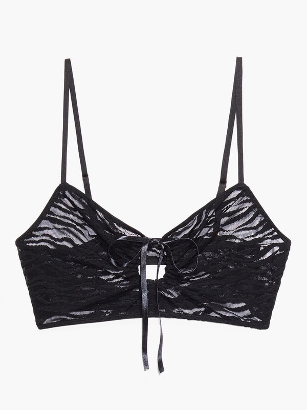 All Over Me Lace Keyhole Cami in Black | SAVAGE X FENTY Netherlands