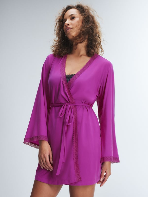 Snug Hug Short Robe
