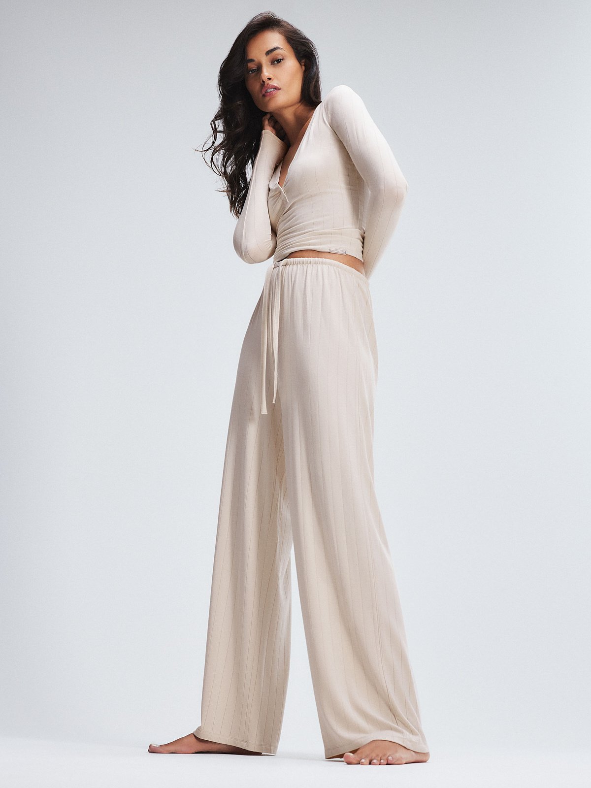 Sleek Stitch Mid-Rise Sleep Pant